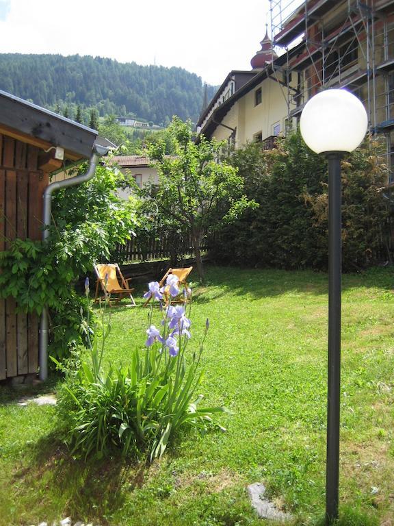 Residence Zum Theater Colle Isarco Kültér fotó