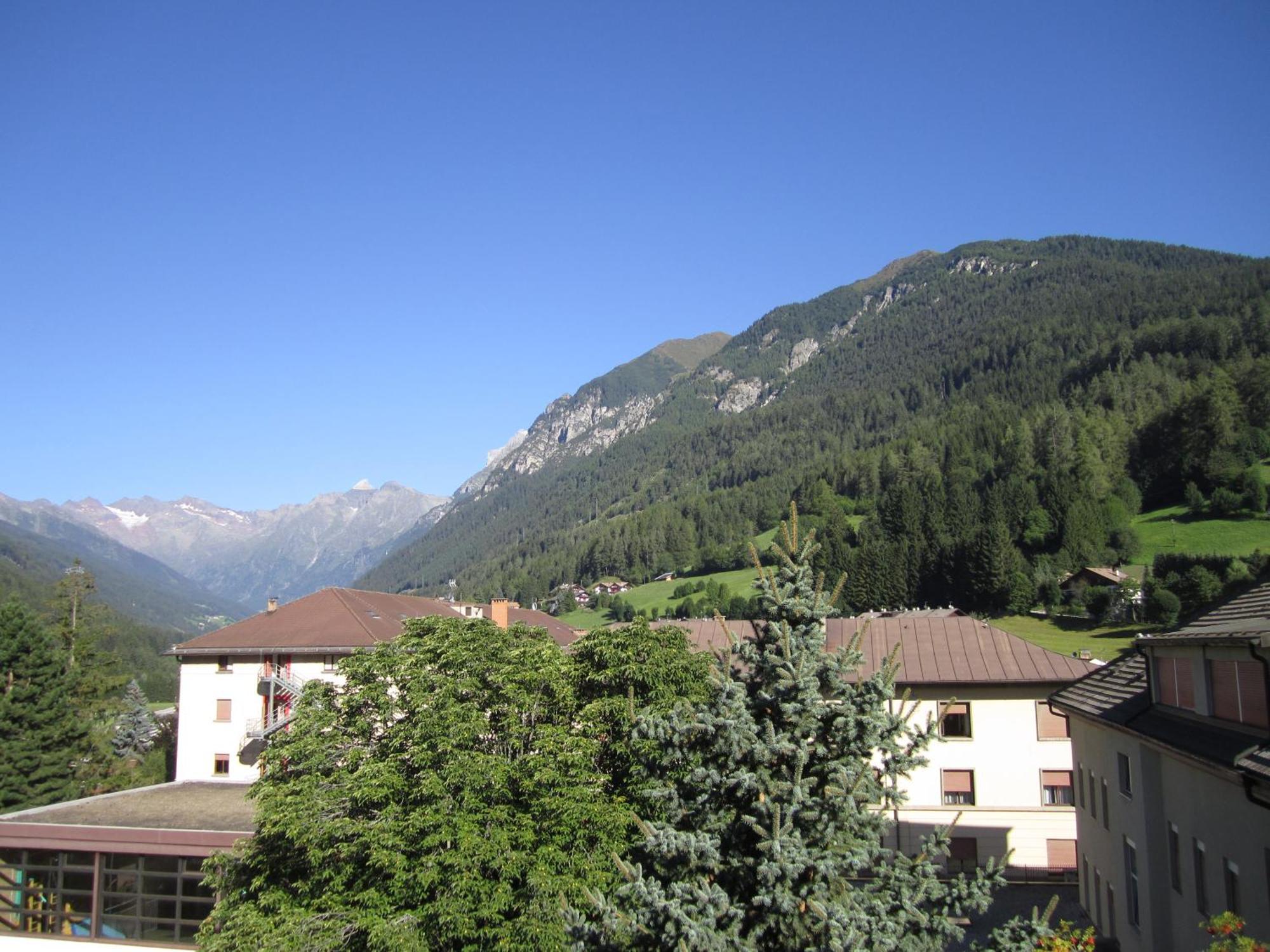 Residence Zum Theater Colle Isarco Kültér fotó